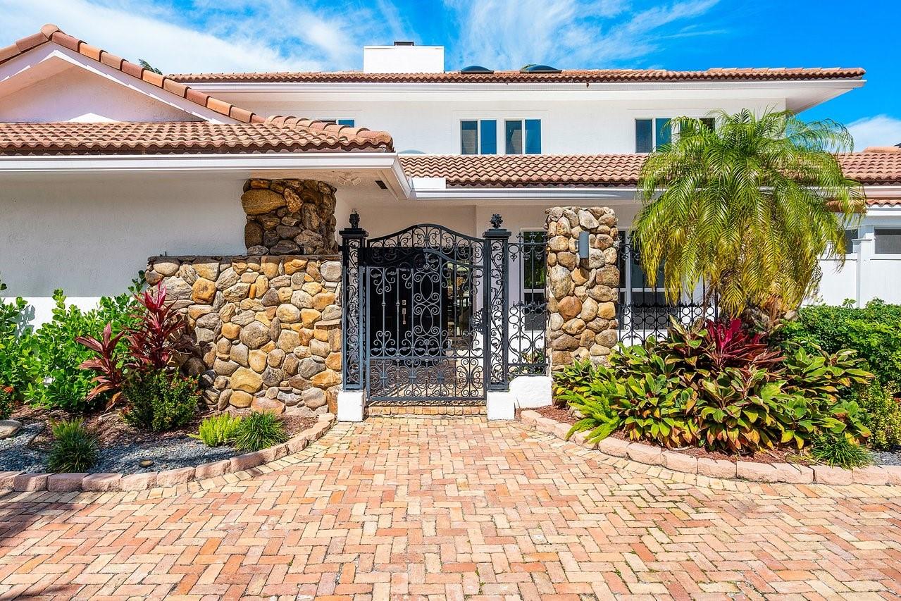 TROPIC ISLE 3RD SEC - Residential