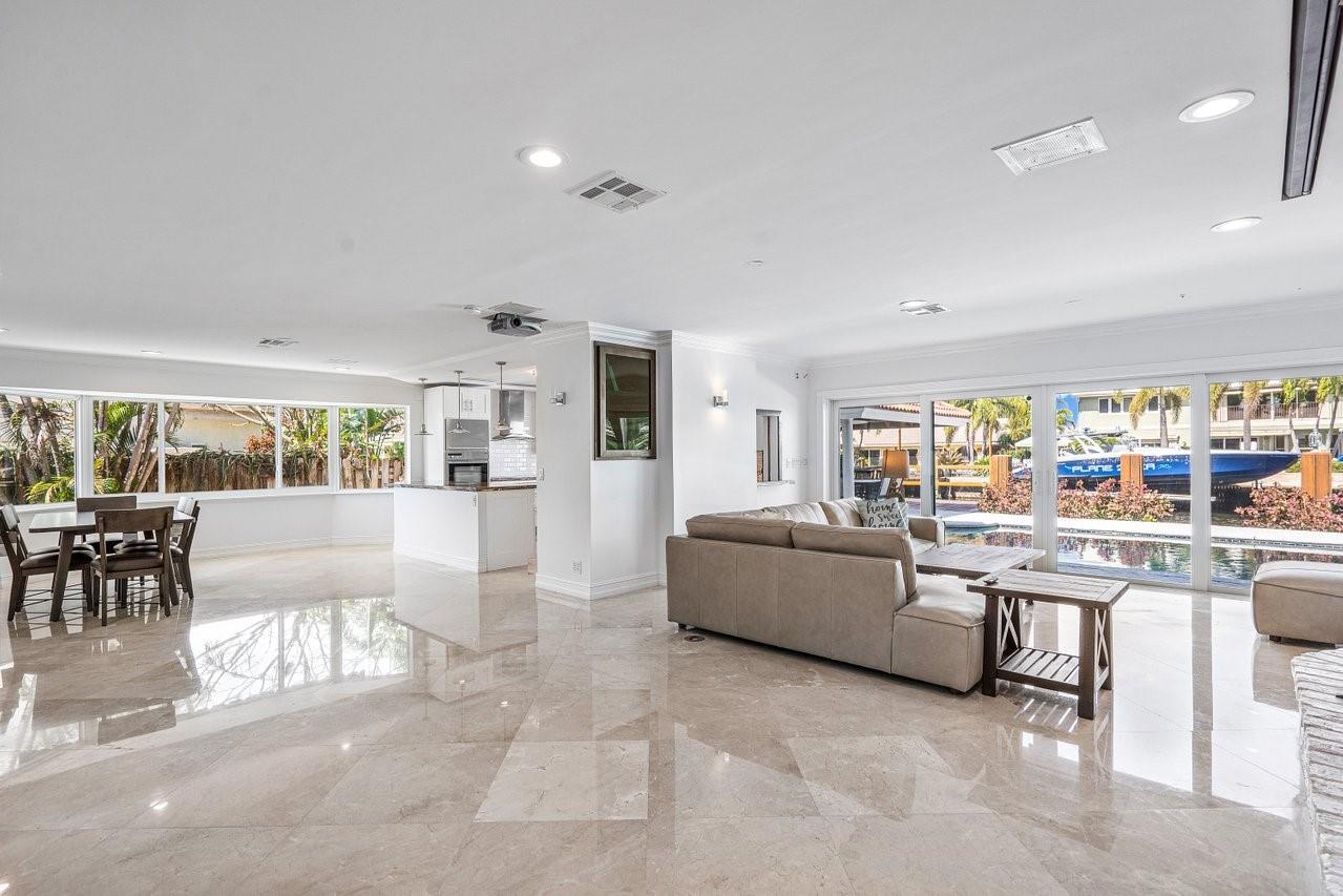 TROPIC ISLE 3RD SEC - Residential