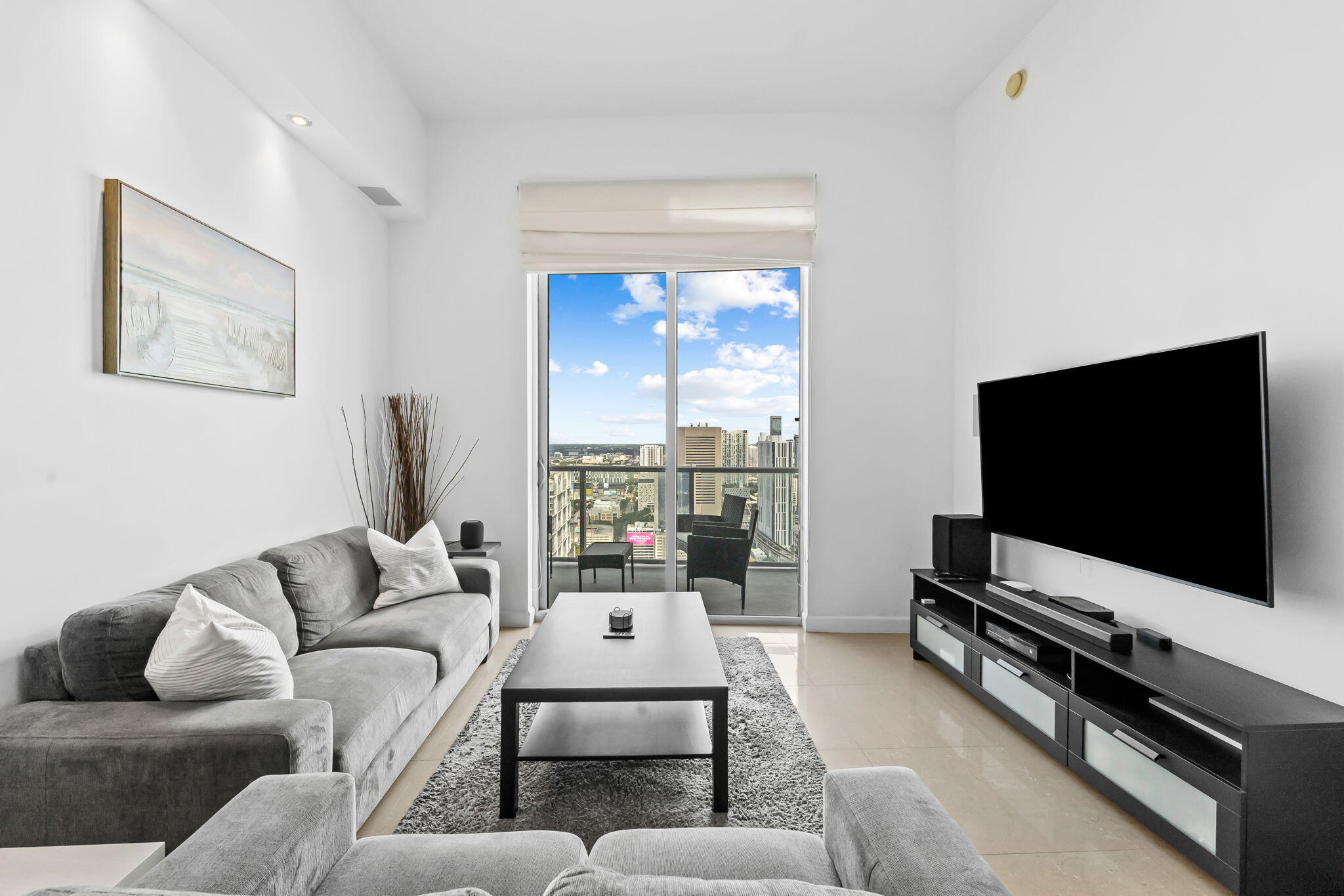 LATITUDE ON THE RIVER CONDO - Residential Lease