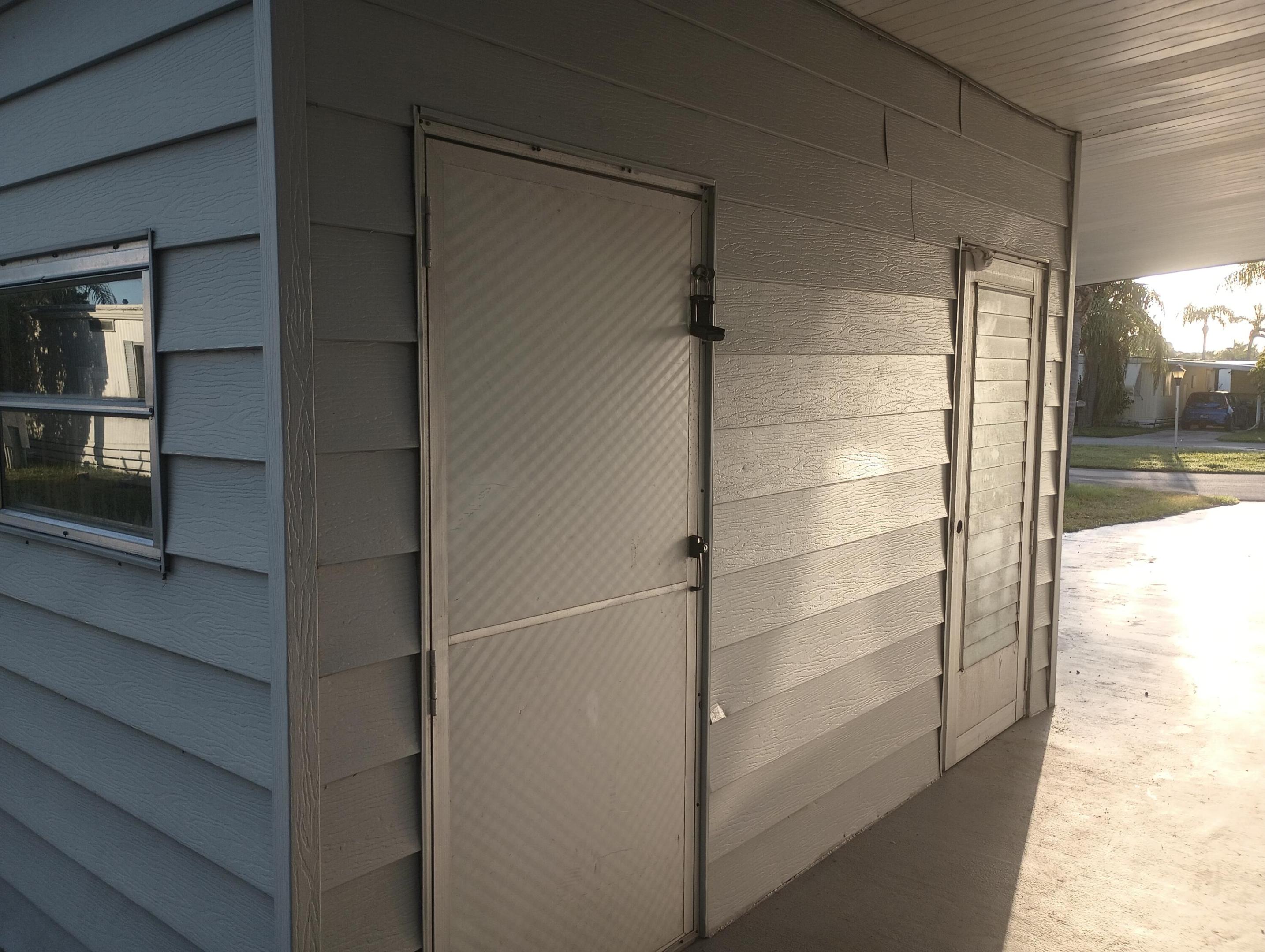 Spanish Lakes River Front - Residential