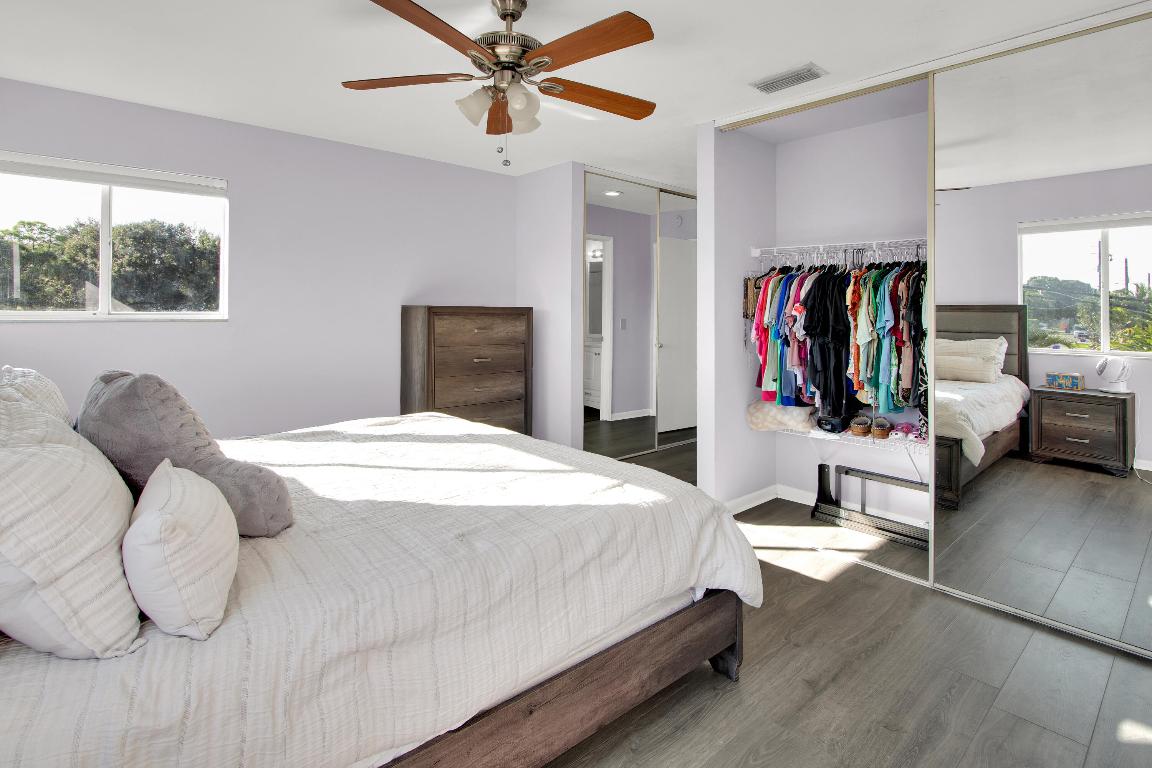 RIVERWALK 2 - Residential