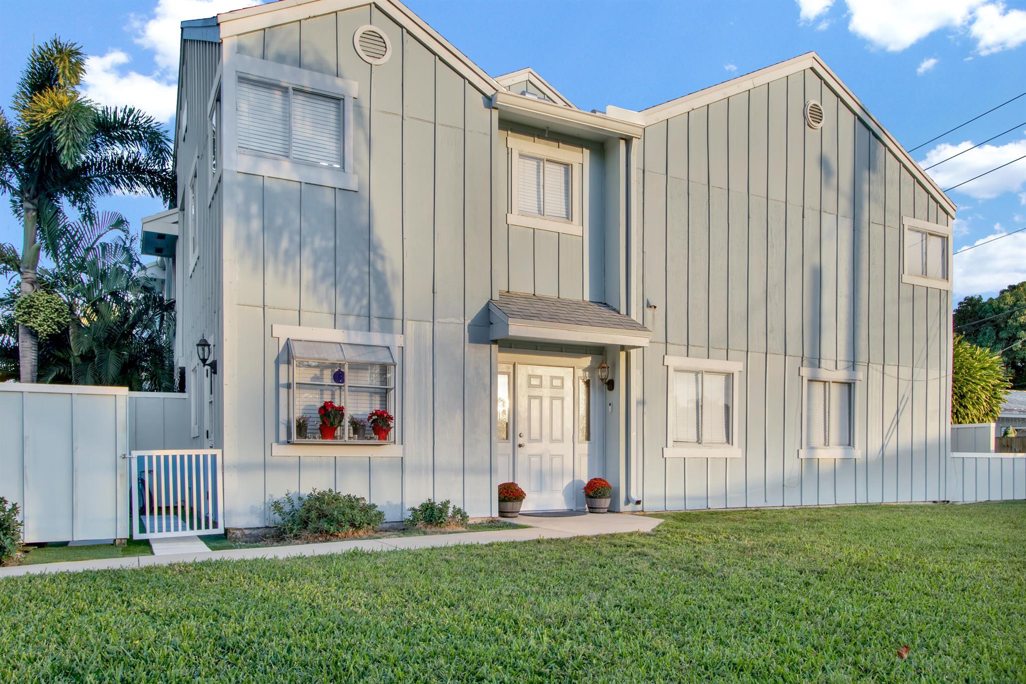 6262 Riverwalk Lane 1