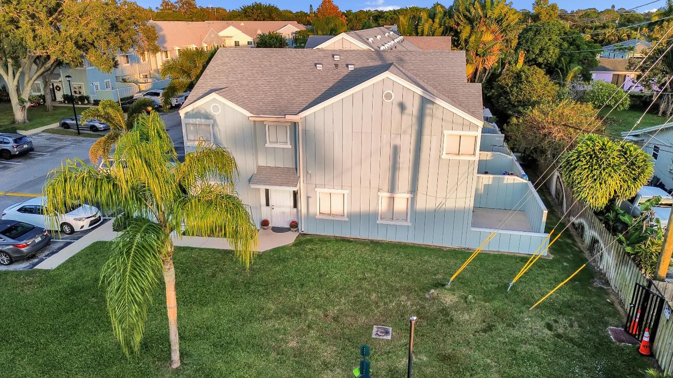 RIVERWALK 2 - Residential