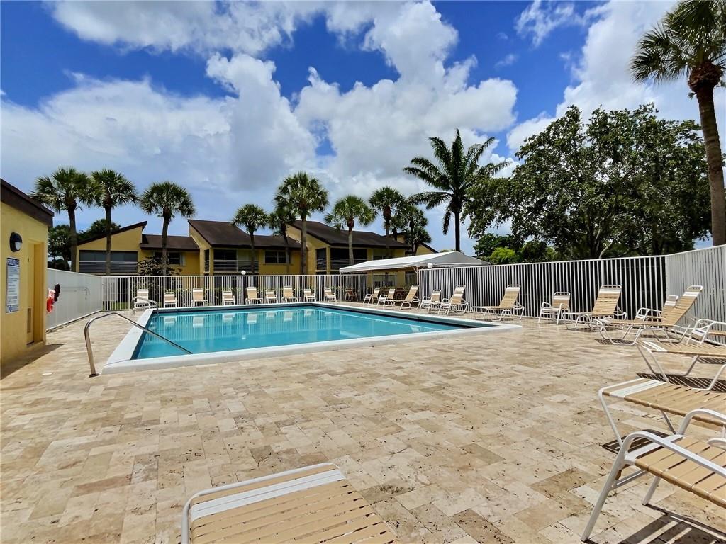 Azalea Court - Residential