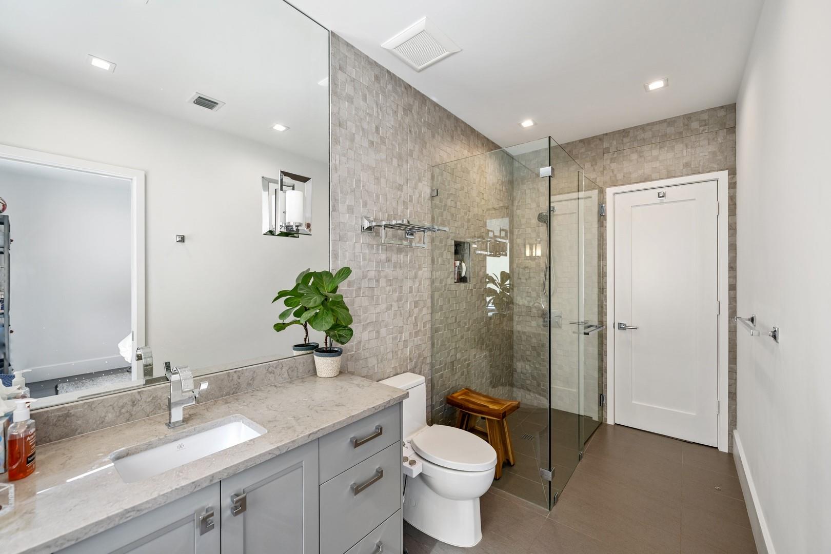 Coral Ridge 21-50 B - Residential