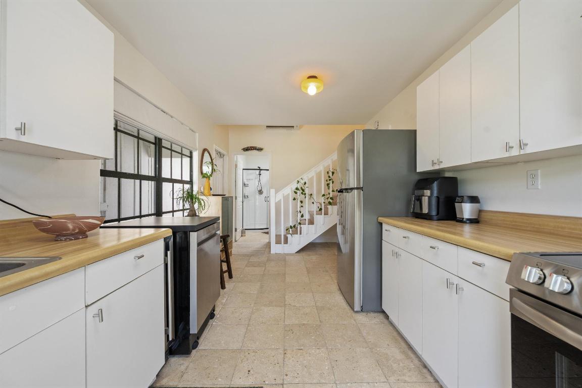 Palm Beach Country Estates - Residential