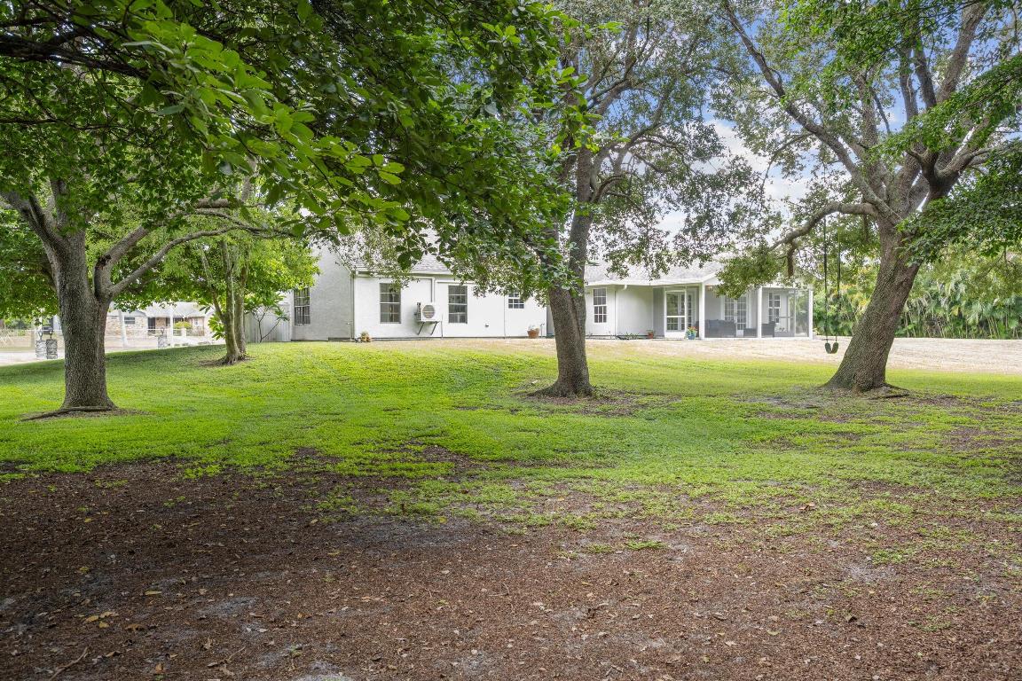 Palm Beach Country Estates - Residential