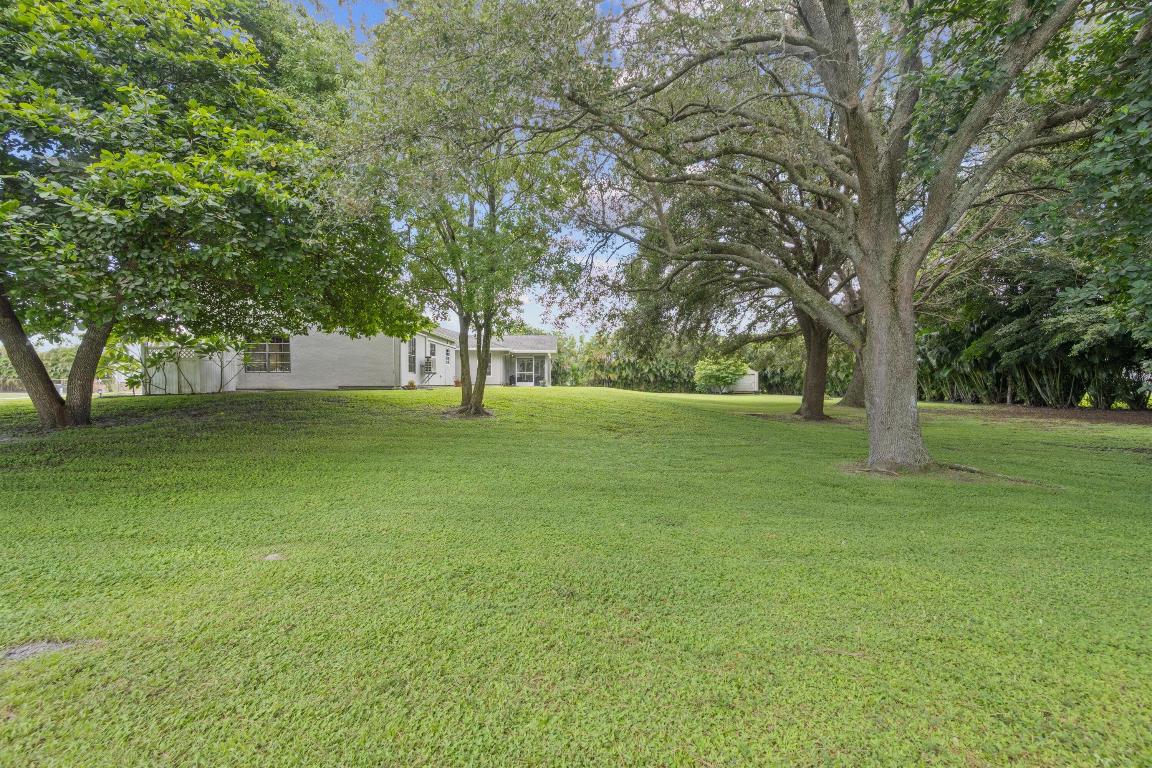 Palm Beach Country Estates - Residential