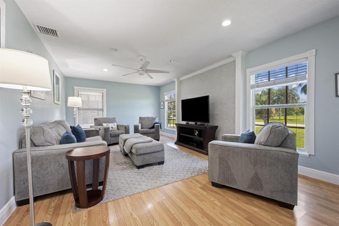 Palm Beach Country Estates - Residential