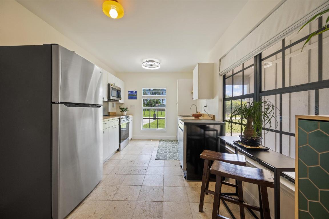 Palm Beach Country Estates - Residential