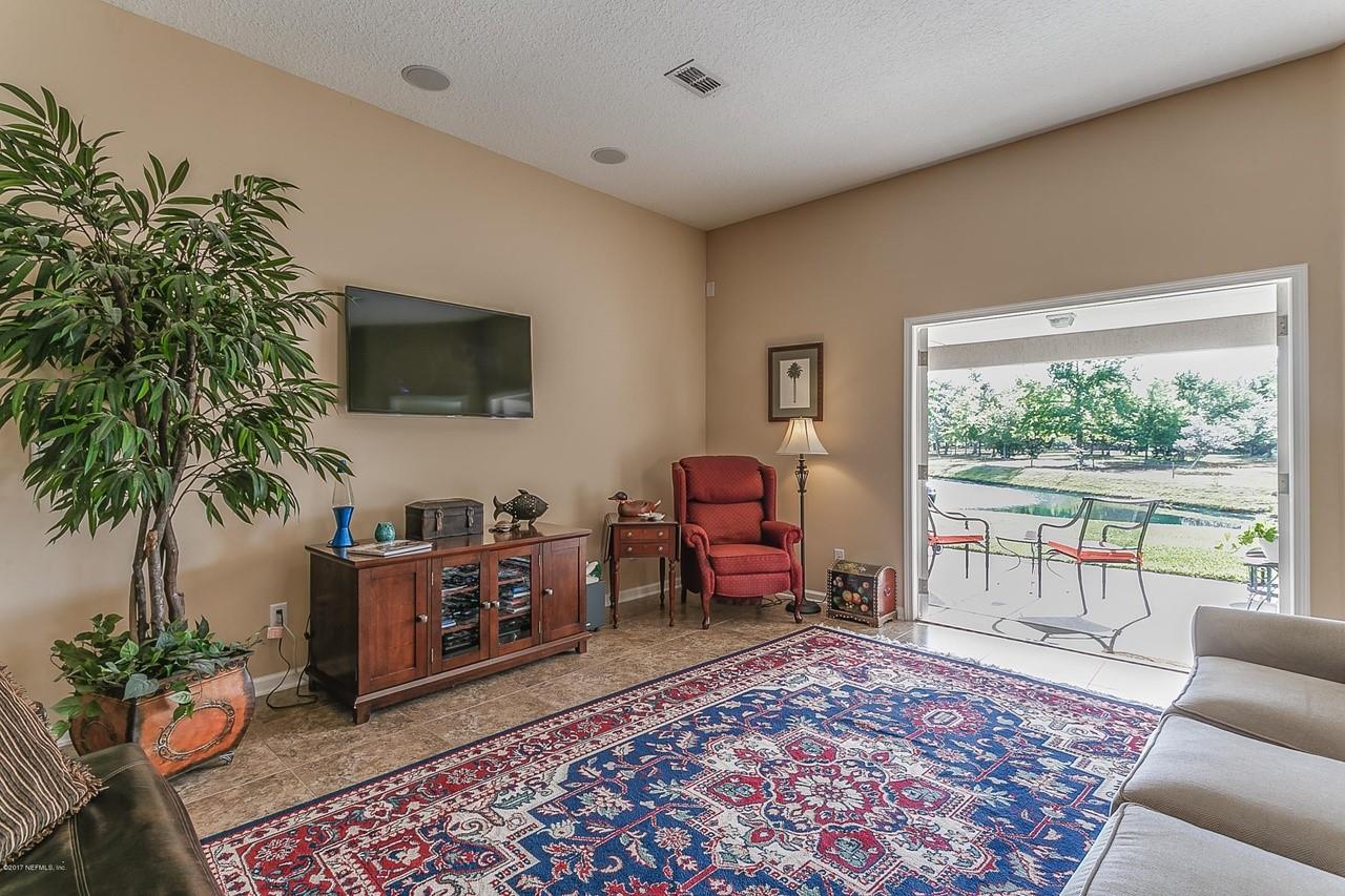 2429 Eagle Vista Ct