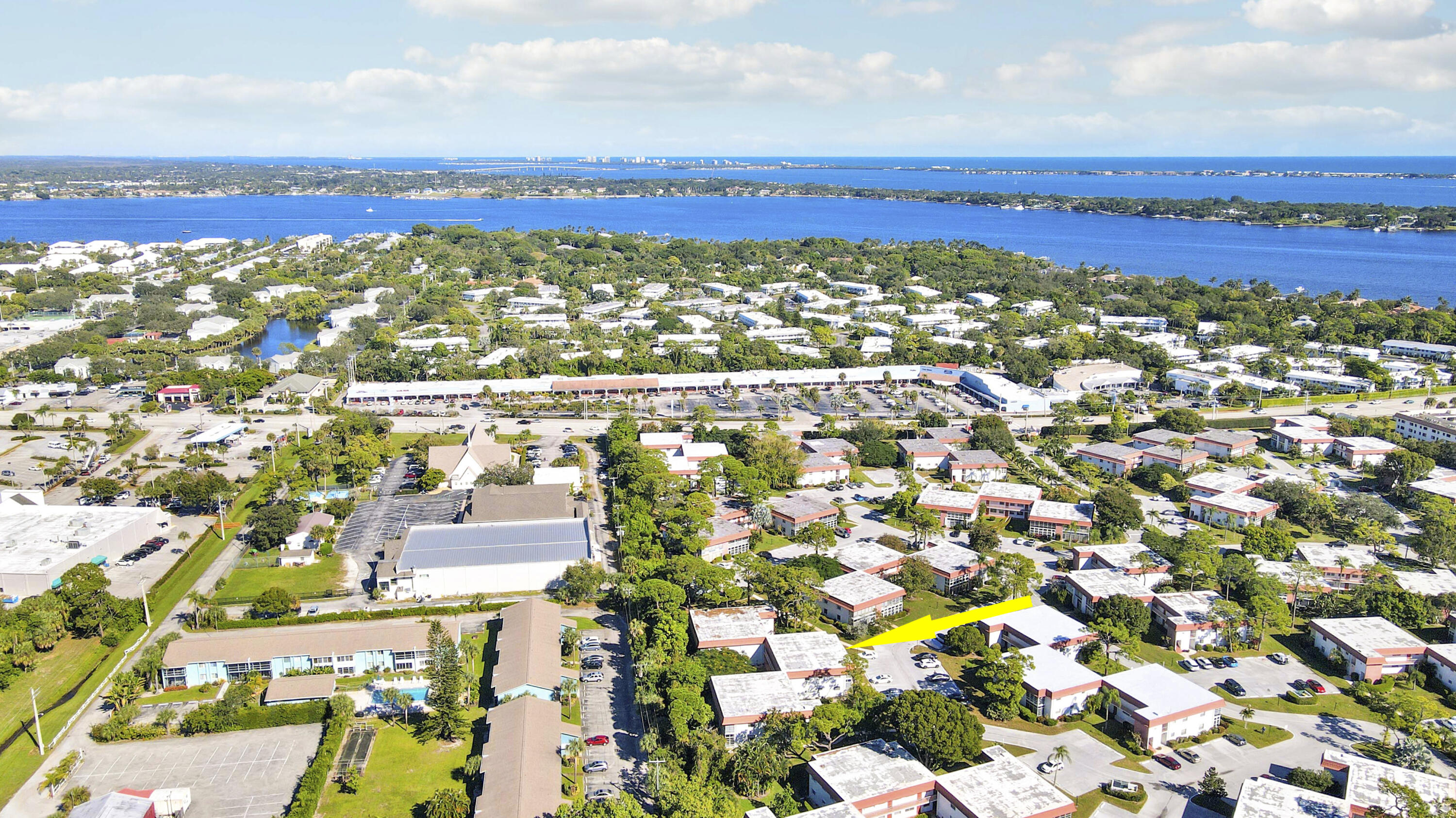 VISTA PINES CONDO - Residential