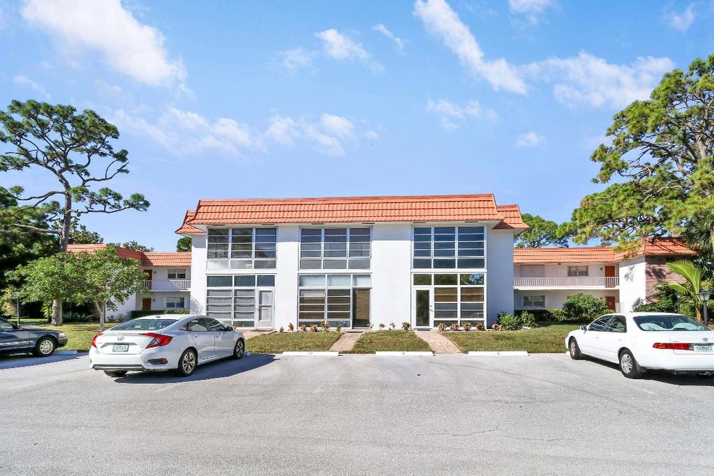 Photo of 2600 SE Ocean Boulevard #Dd4, Stuart, FL 34996 (MLS # R11144289)