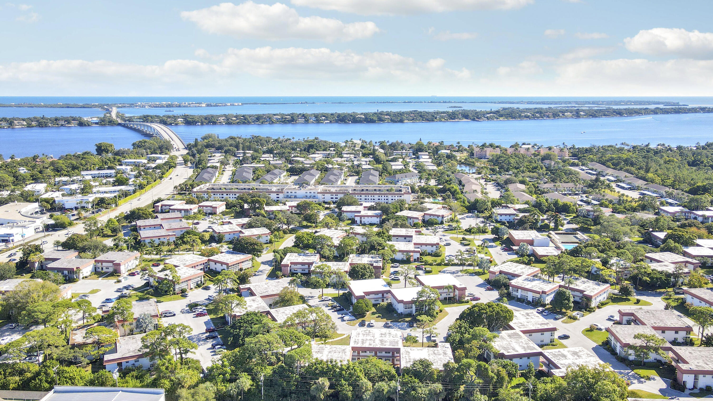 VISTA PINES CONDO - Residential