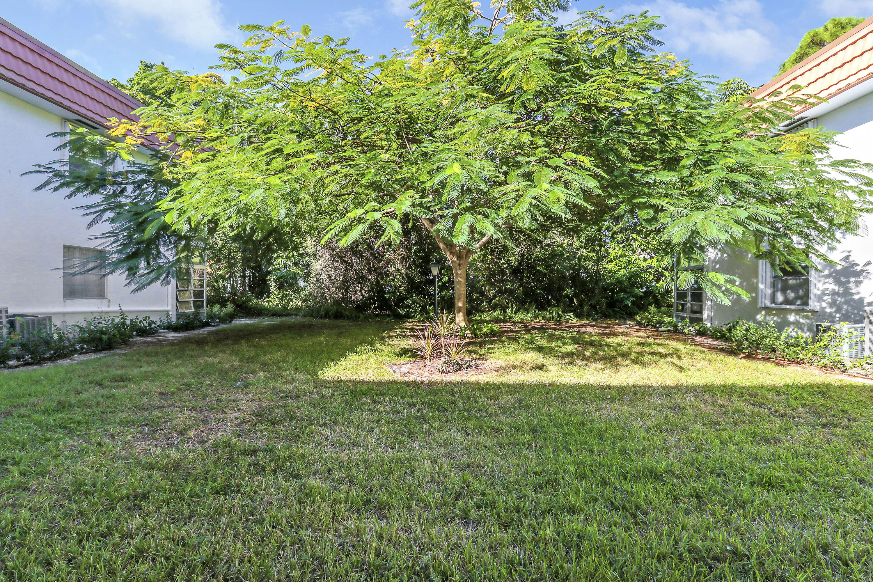 VISTA PINES CONDO - Residential