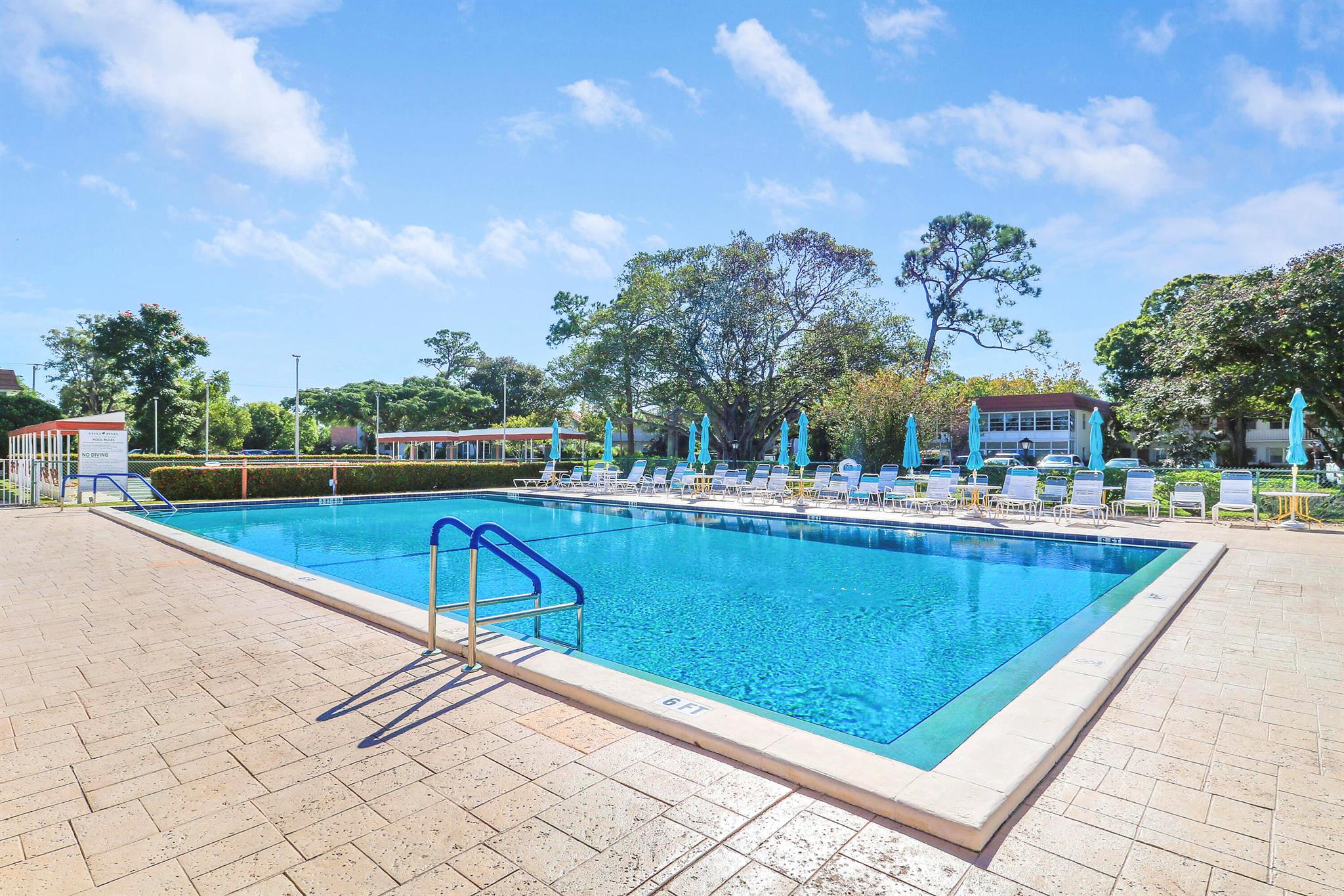 VISTA PINES CONDO - Residential