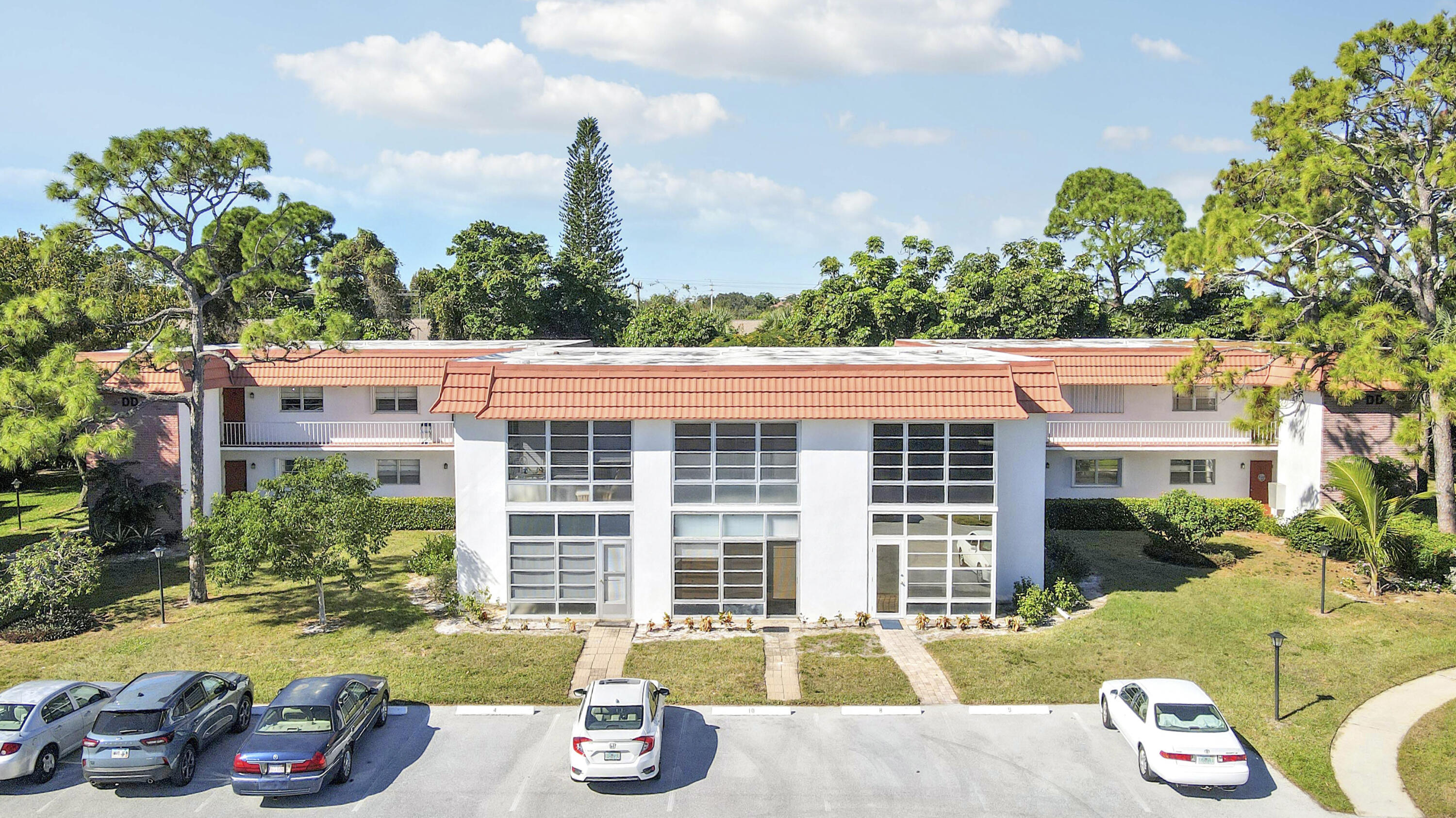 VISTA PINES CONDO - Residential