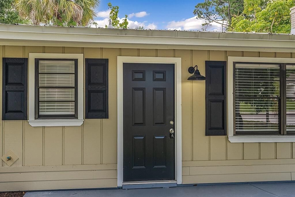 Photo of 141 Easy Street, Sebastian, FL 32958 (MLS # R11004464)