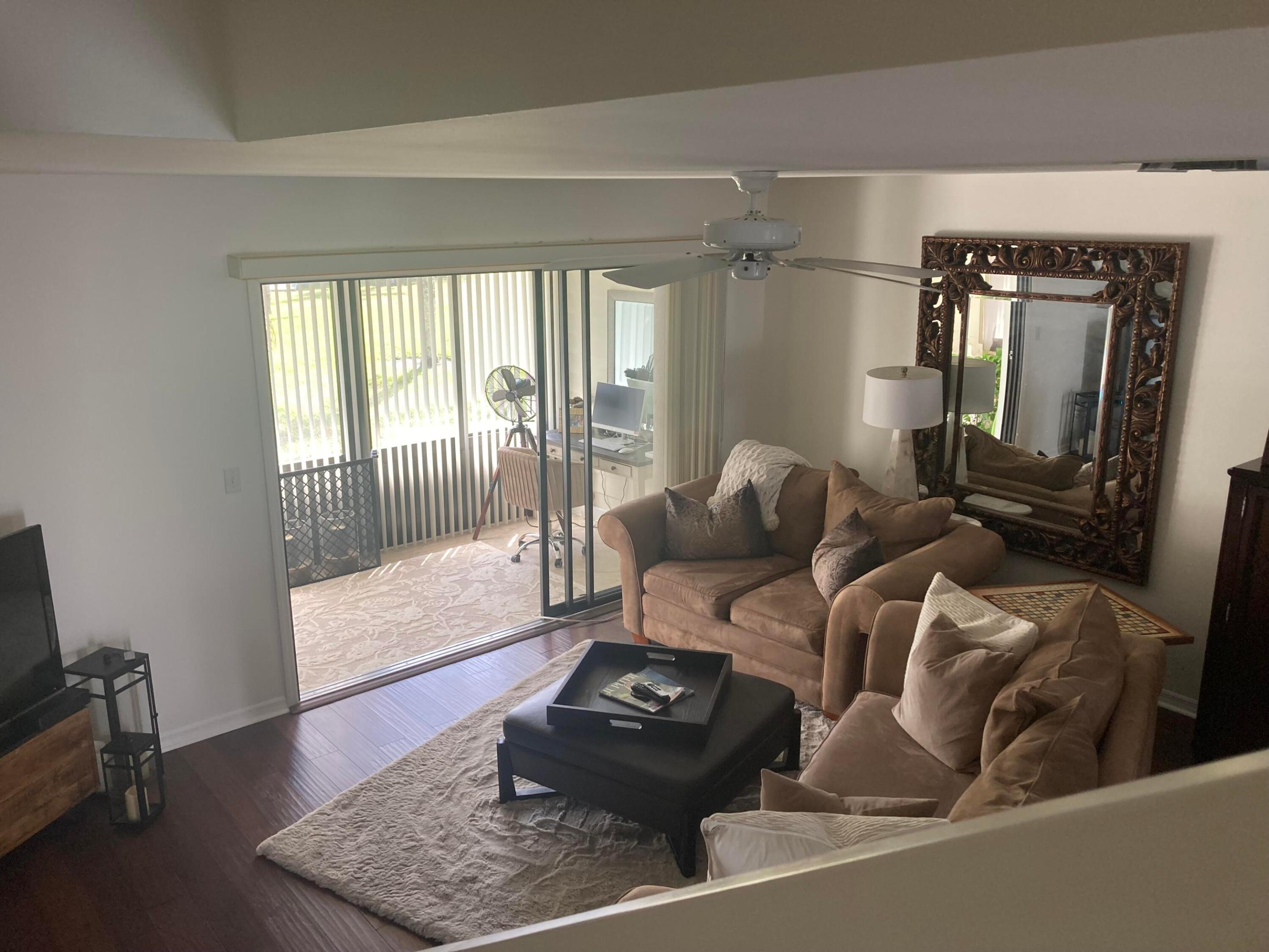 6117 SE Georgetown Place