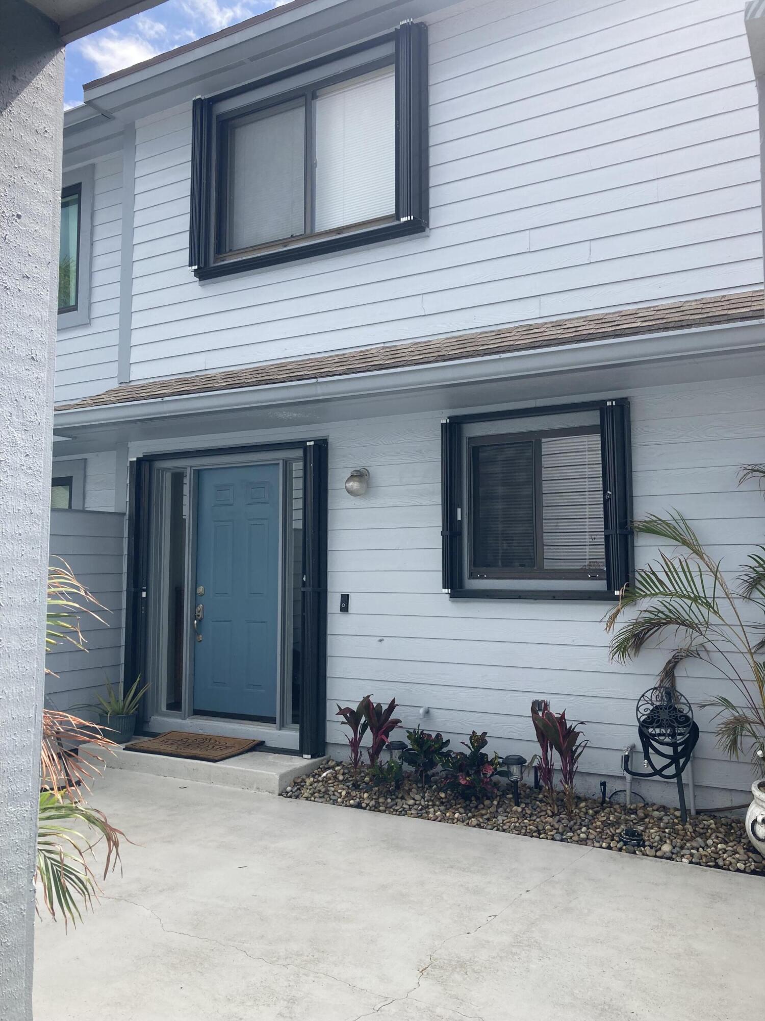 6117 SE Georgetown Place