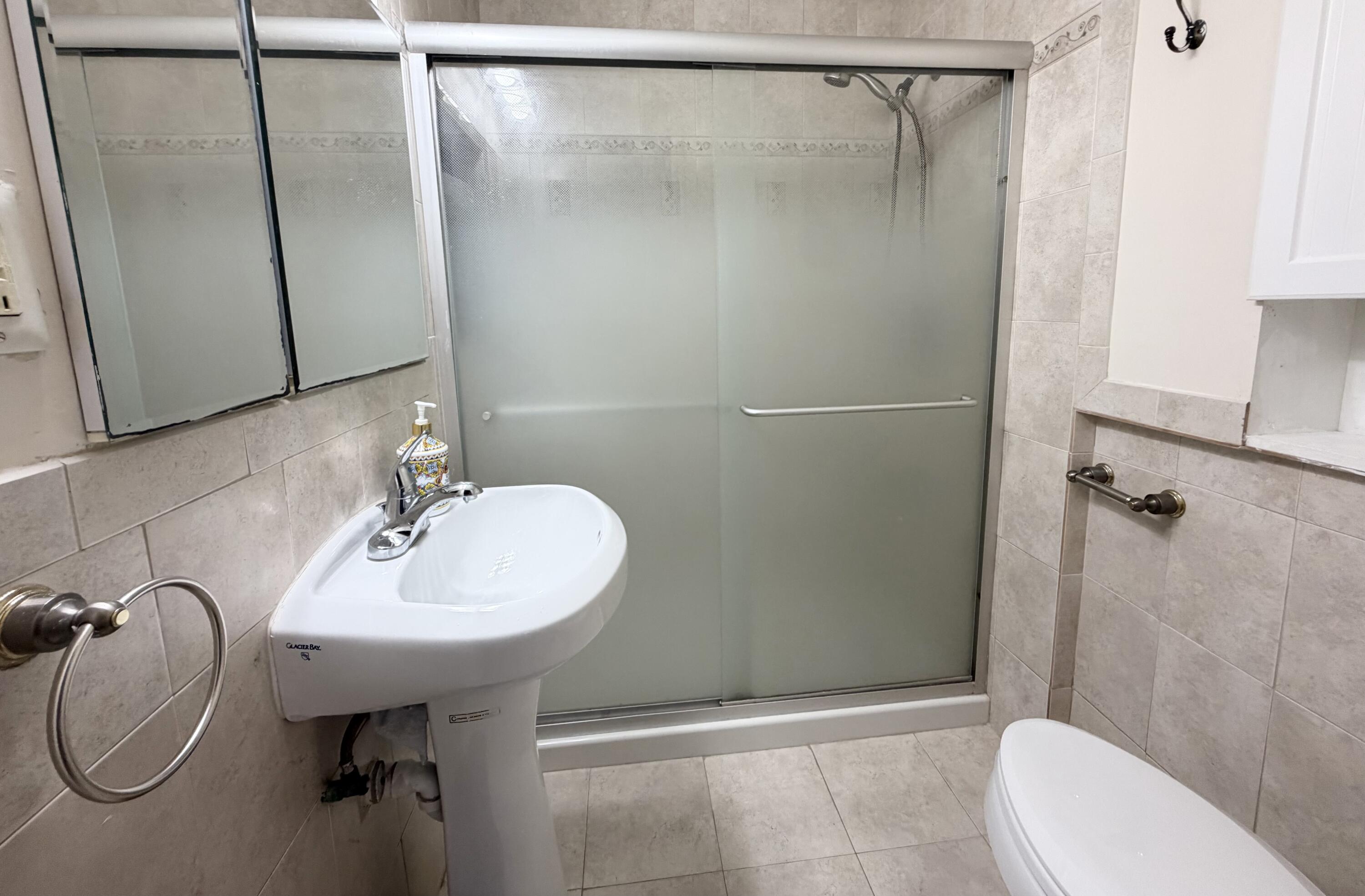 PLAYLAND ISLES - Residential Lease
