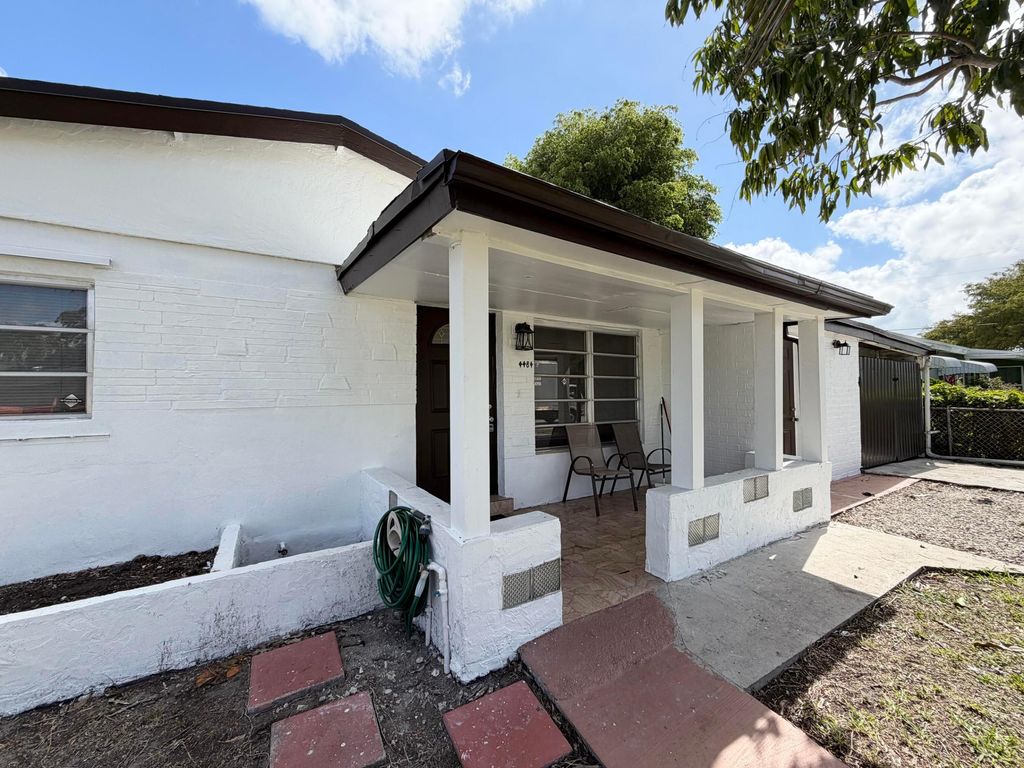 Photo of 4484 SW 49th Court, Dania Beach, FL 33314 (MLS # B26017167)