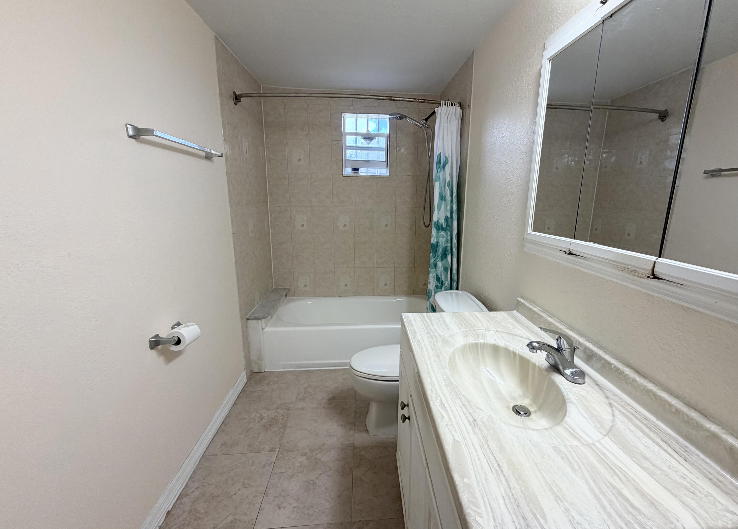 PLAYLAND ISLES - Residential Lease