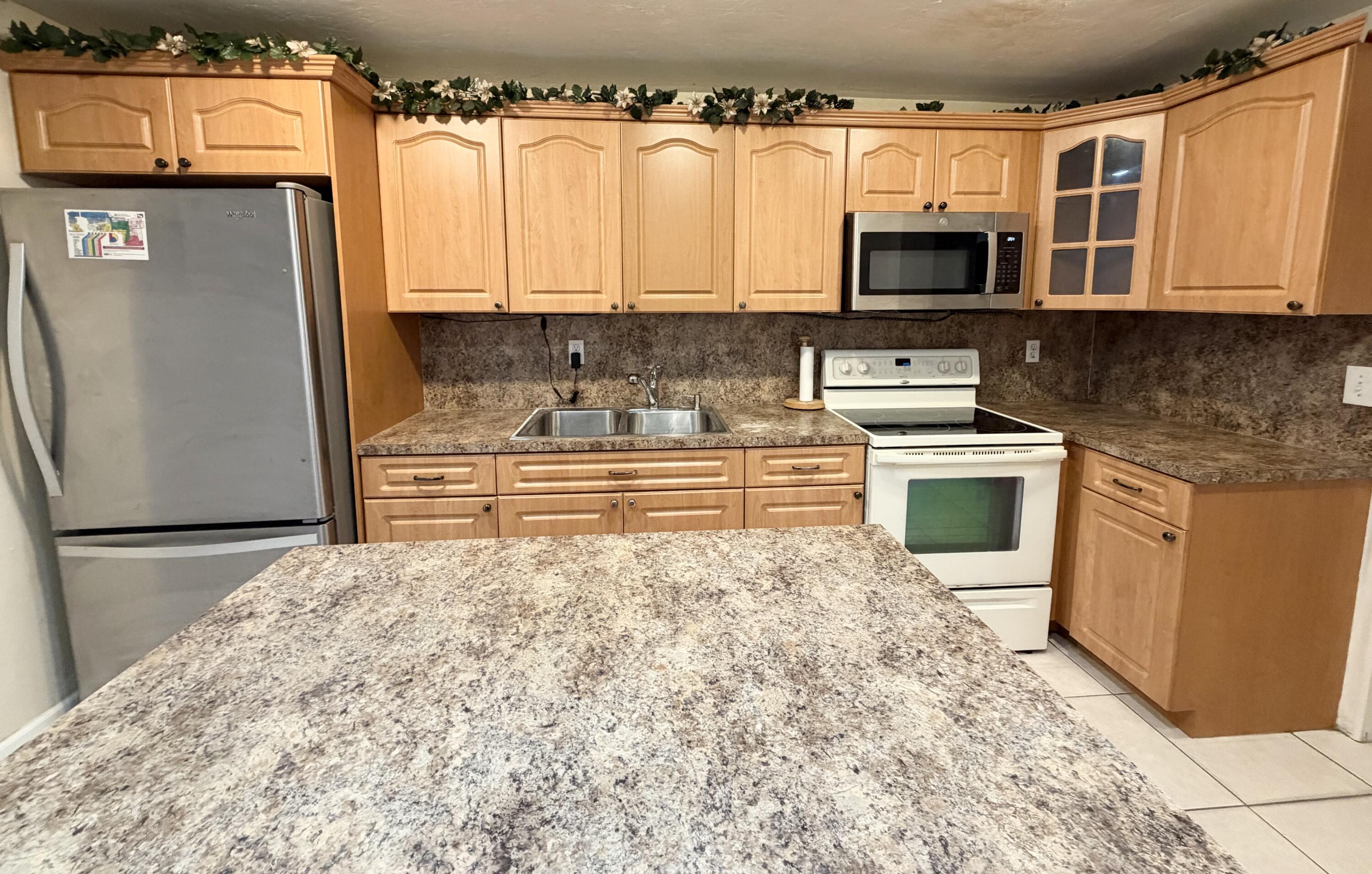 PLAYLAND ISLES - Residential Lease