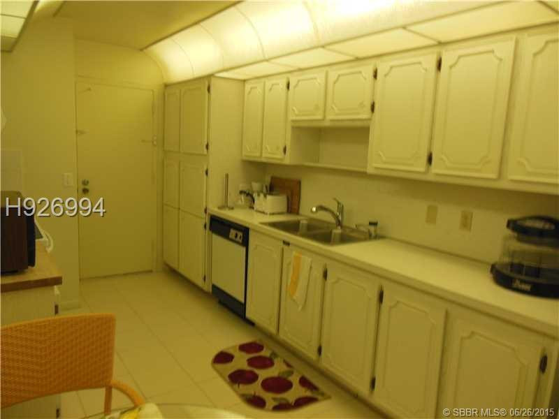 LA MER ESTATES EAST CONDO - Residential Lease