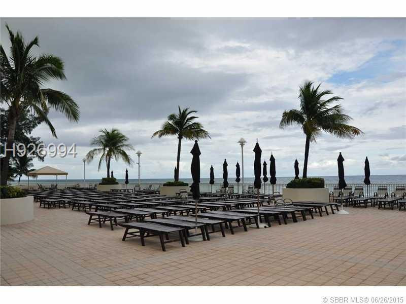 LA MER ESTATES EAST CONDO - Residential Lease