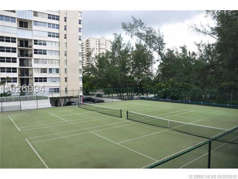 LA MER ESTATES EAST CONDO - Residential Lease