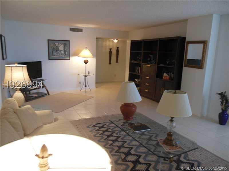 LA MER ESTATES EAST CONDO - Residential Lease