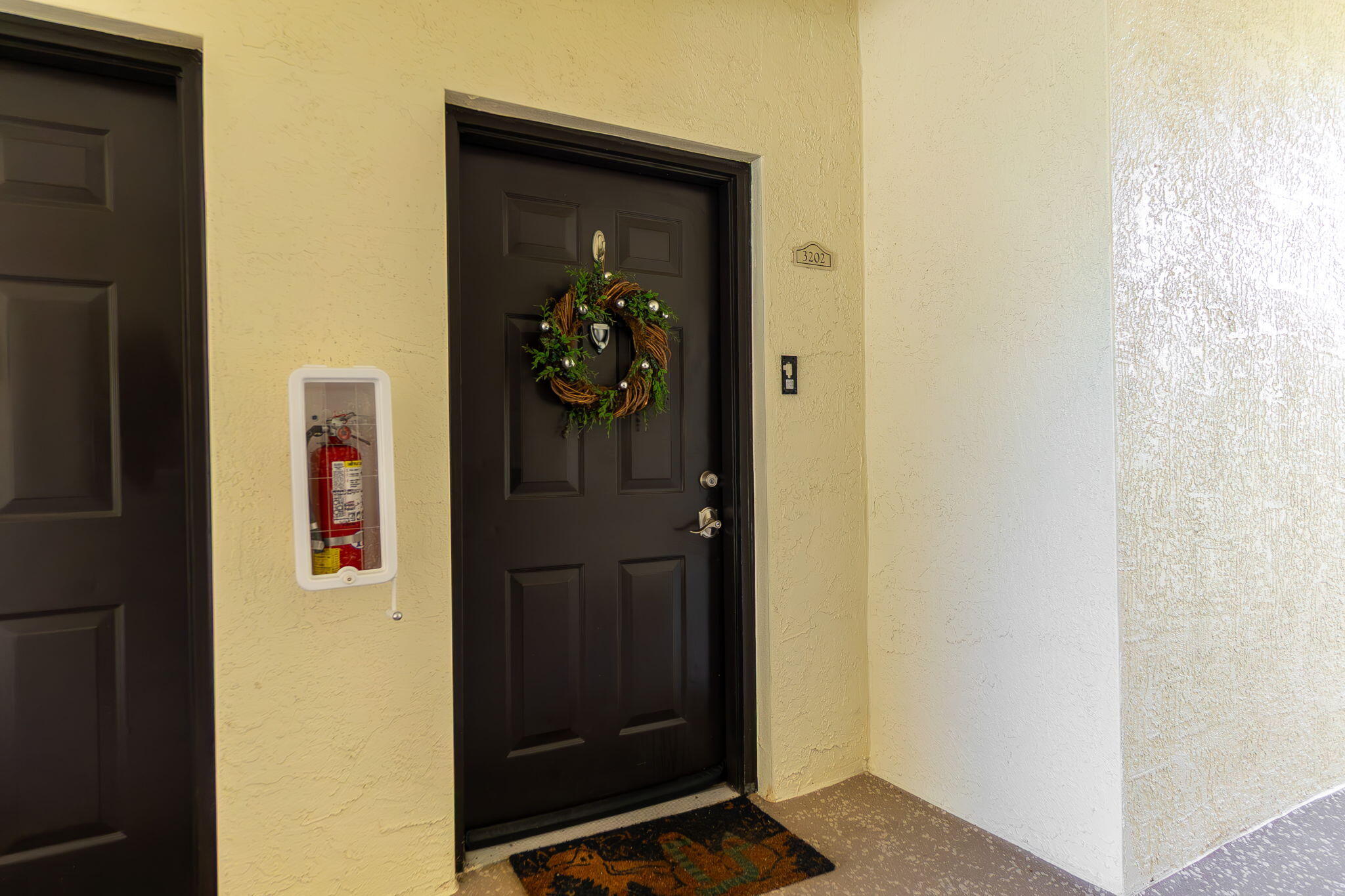 Properties 9901 Baywinds Boulevard 3202