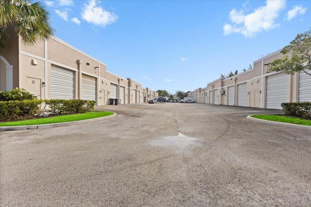 Photo of 9020 Bellhurst Way #102, West Palm Beach, FL 33411 (MLS # R11152887)