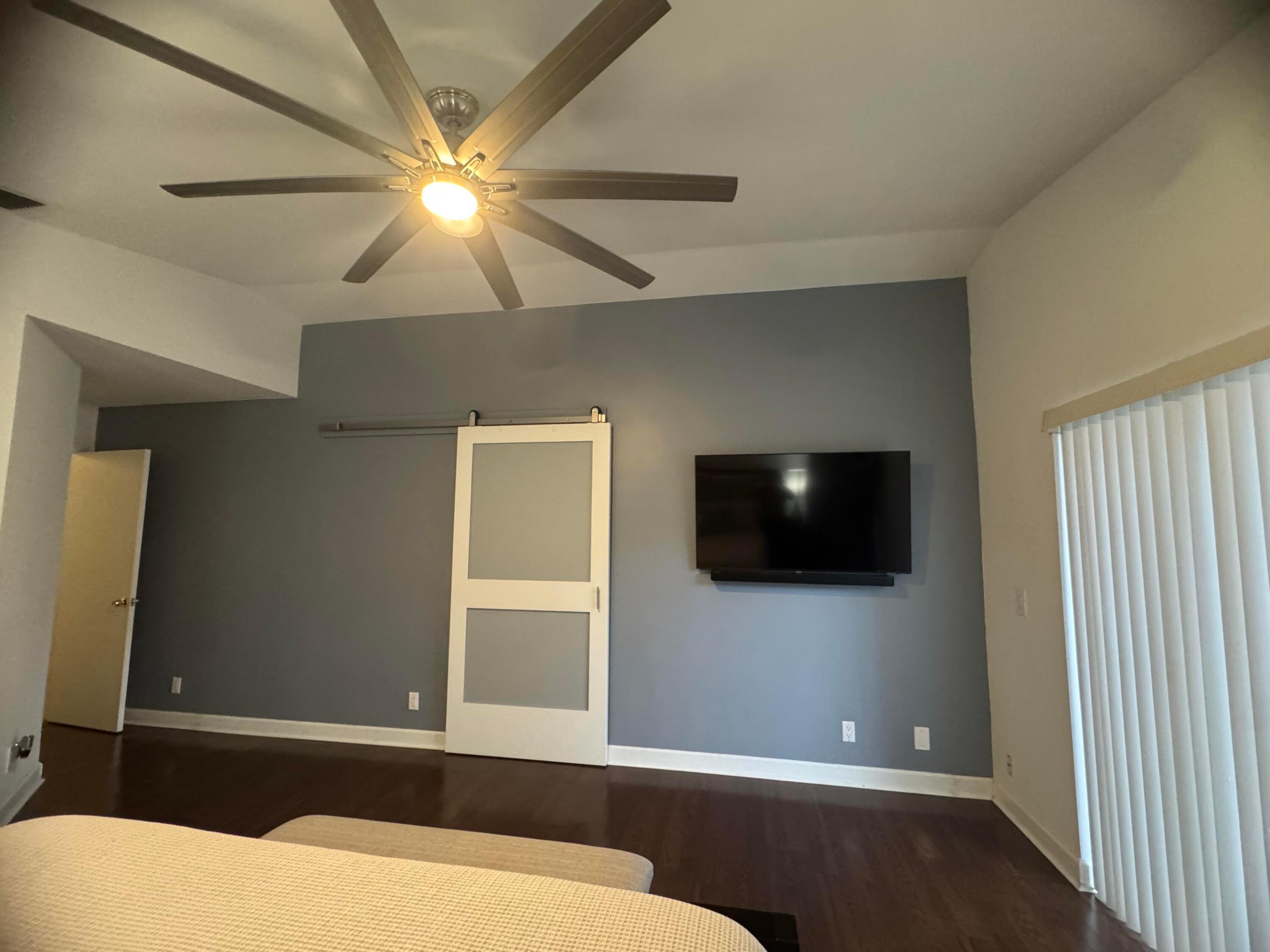 PARKWOOD HOMES - Residential