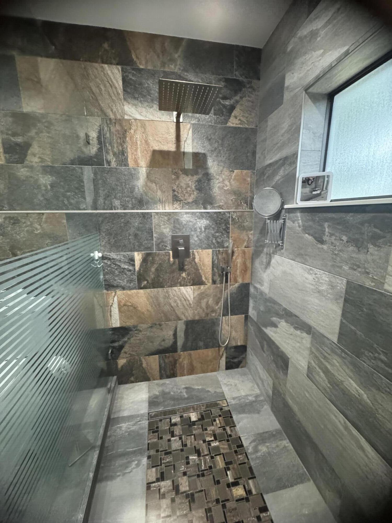 PARKWOOD HOMES - Residential