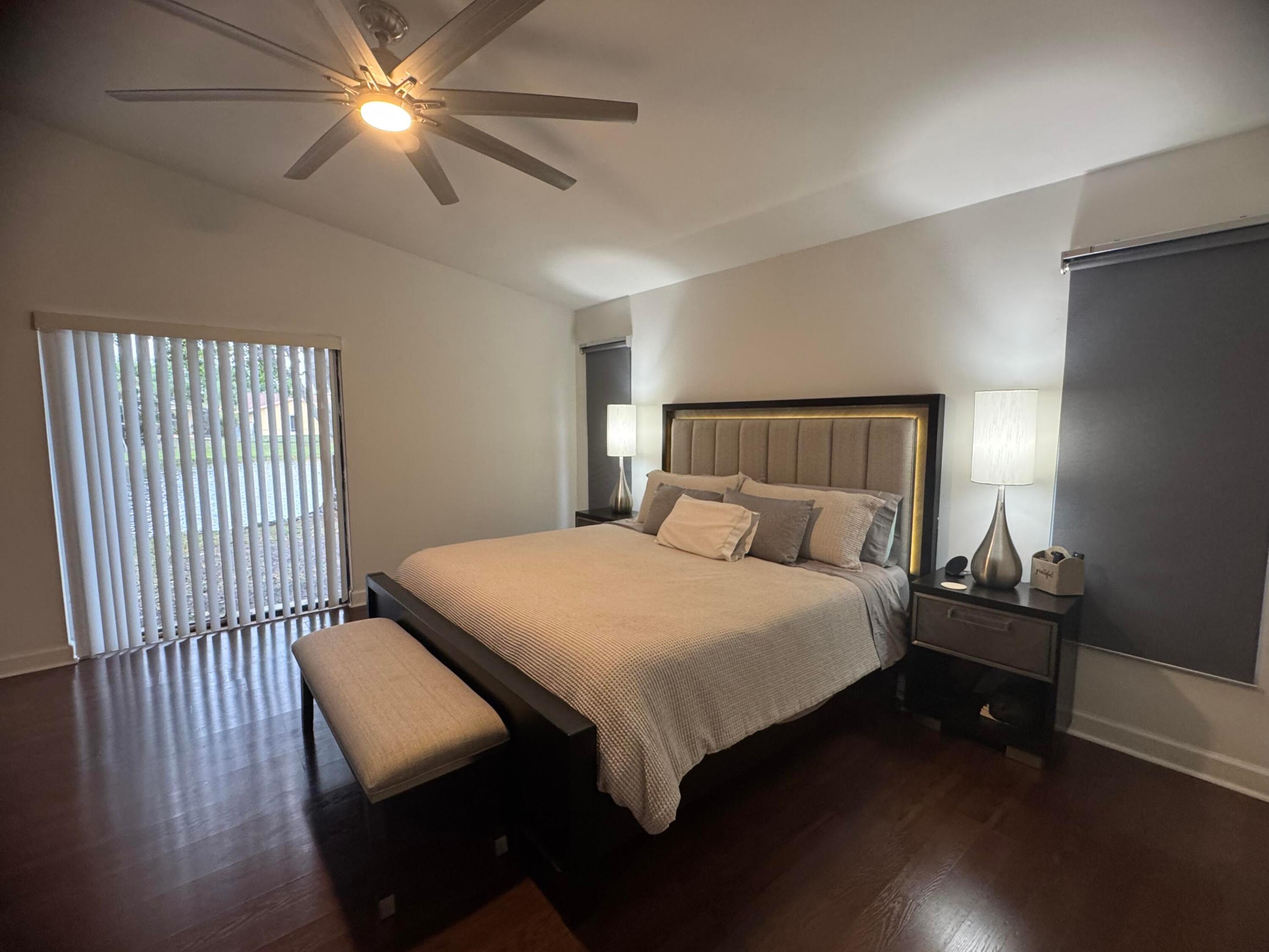 PARKWOOD HOMES - Residential