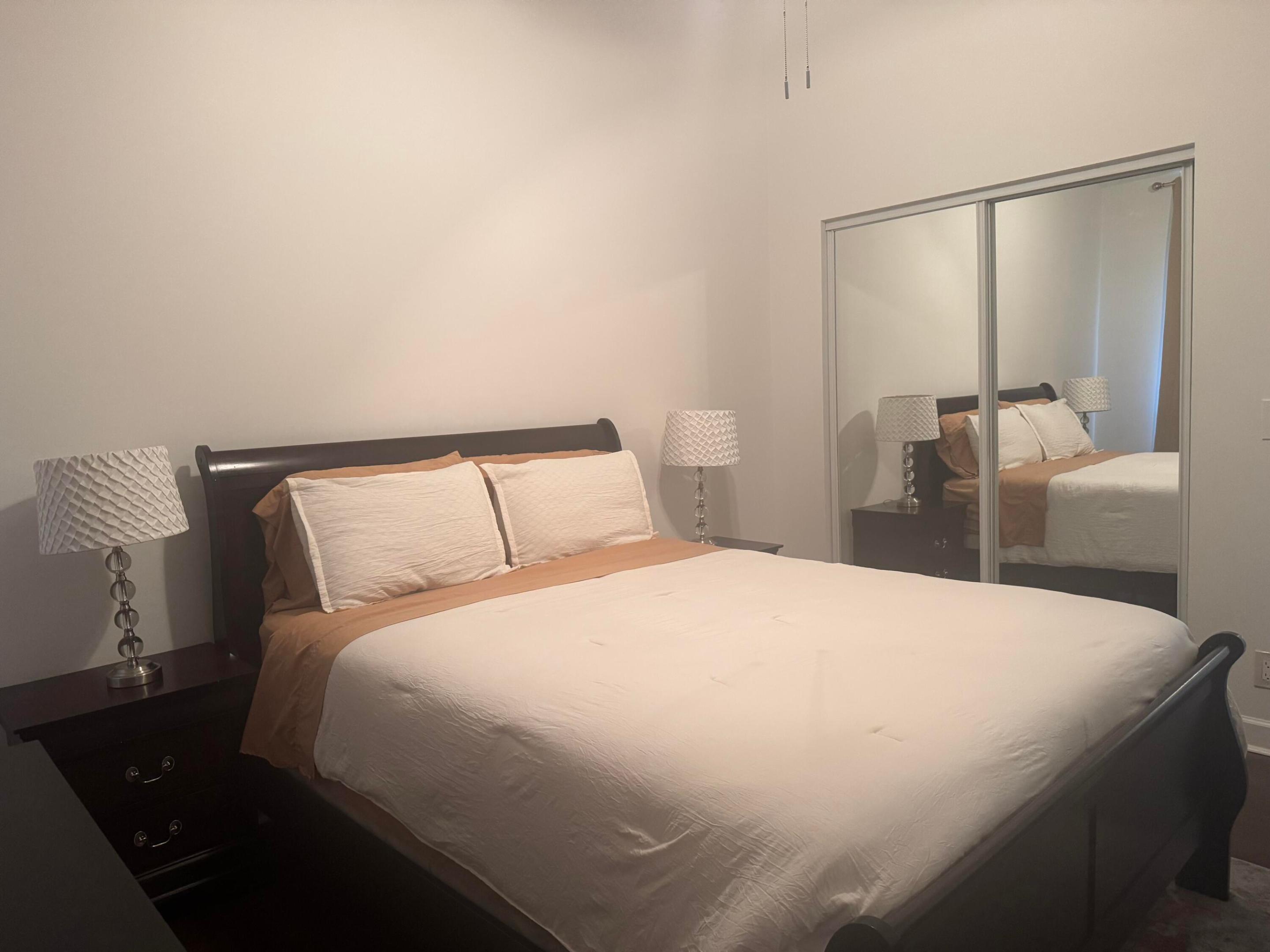 PARKWOOD HOMES - Residential