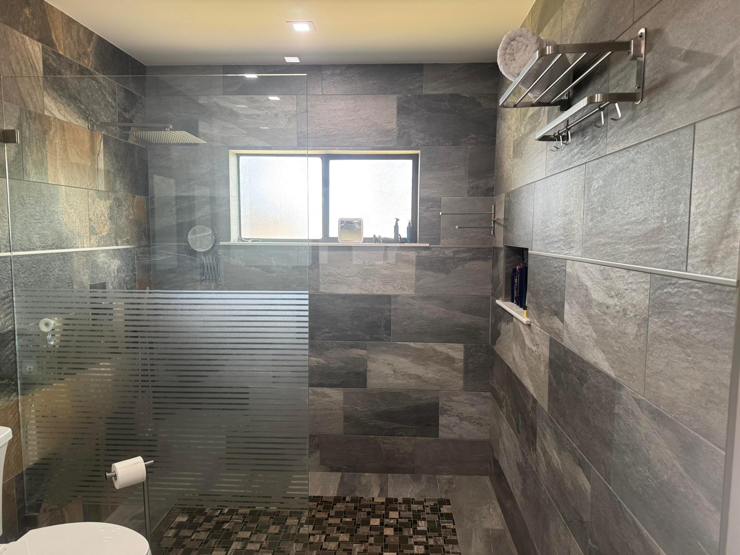 PARKWOOD HOMES - Residential