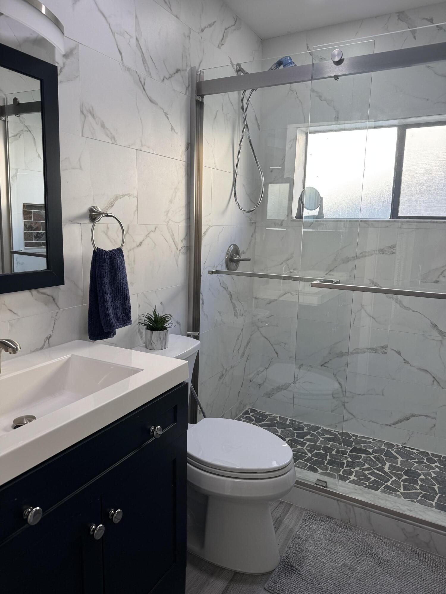 PARKWOOD HOMES - Residential