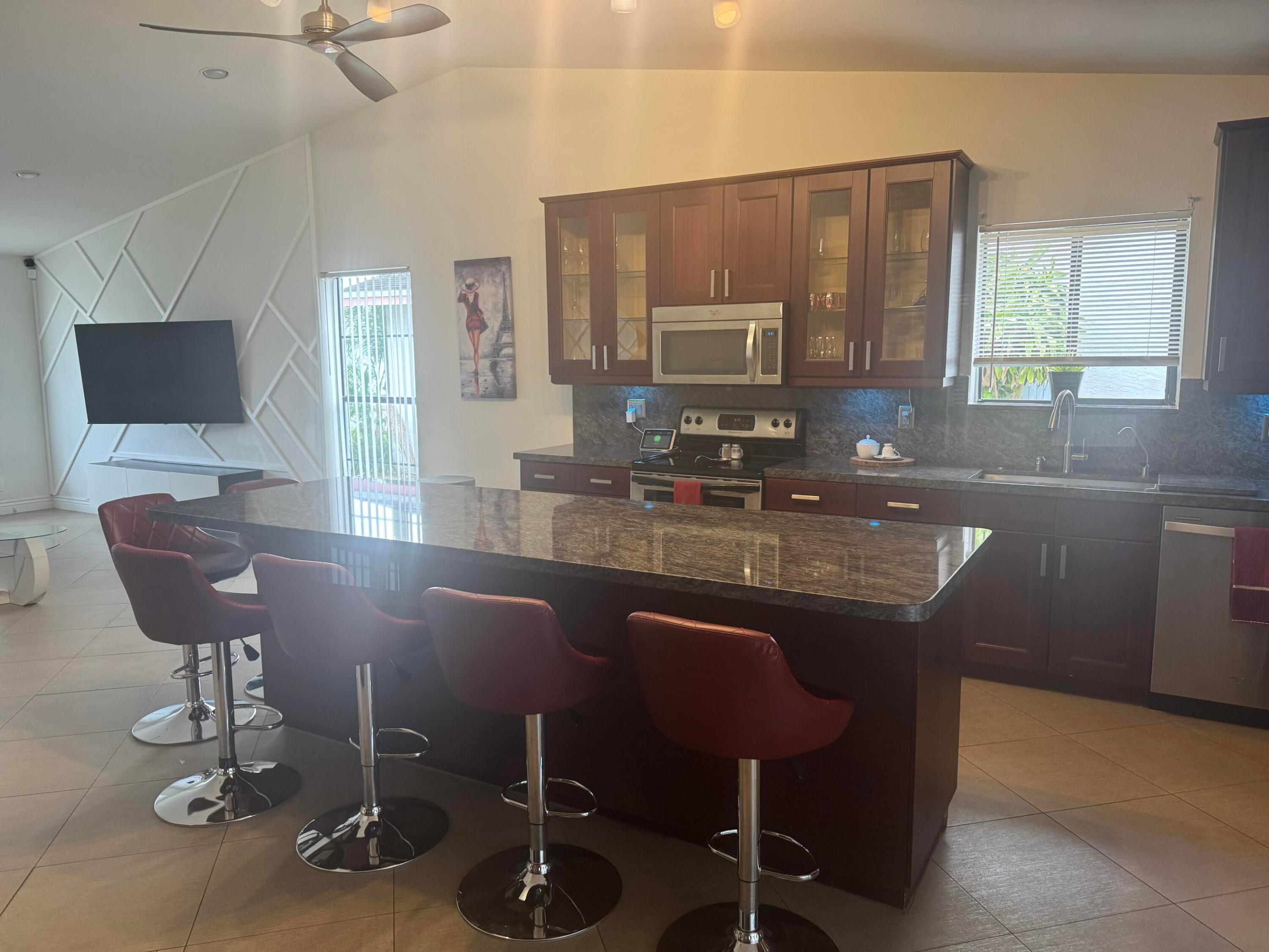 PARKWOOD HOMES - Residential