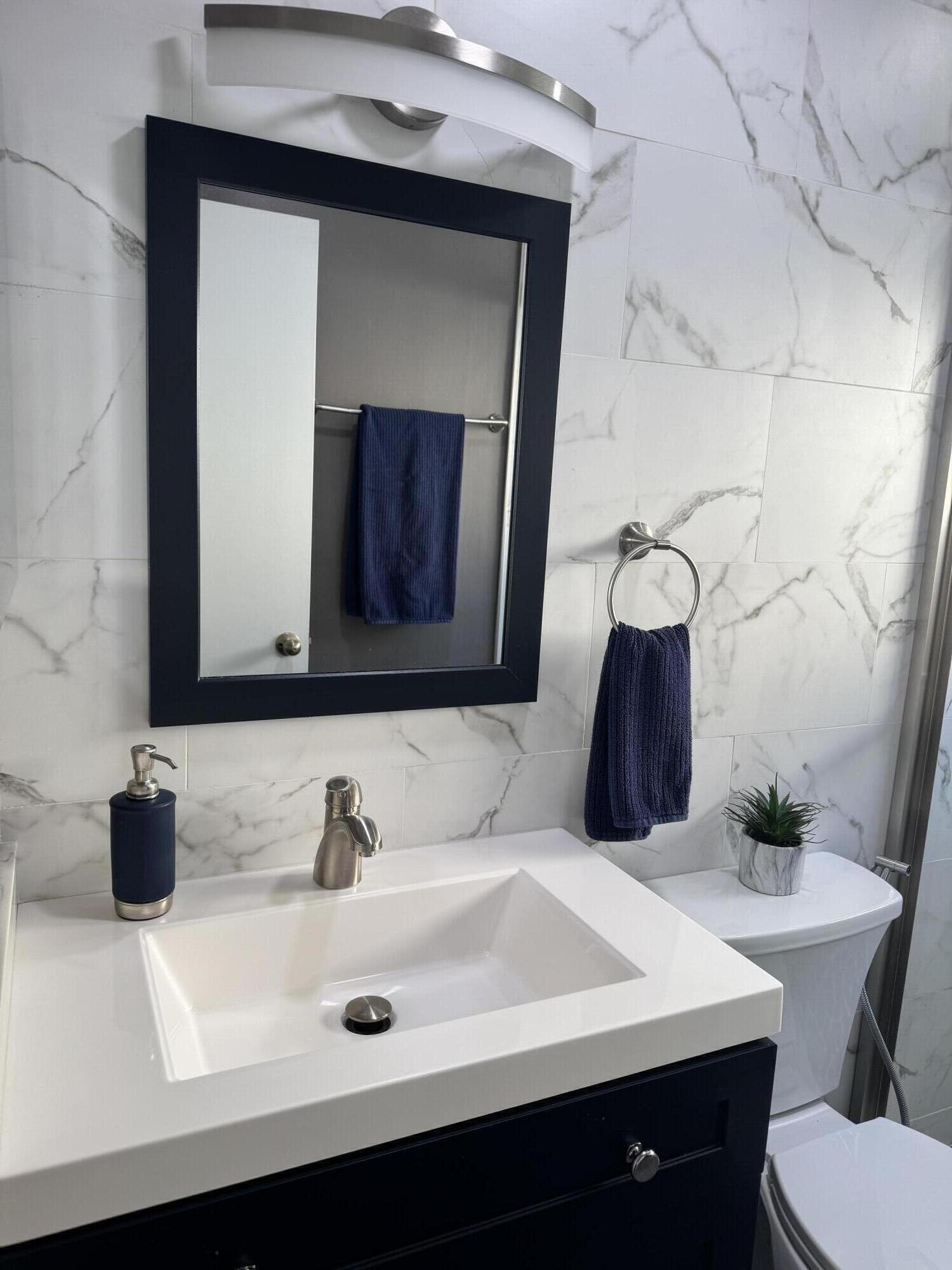 PARKWOOD HOMES - Residential