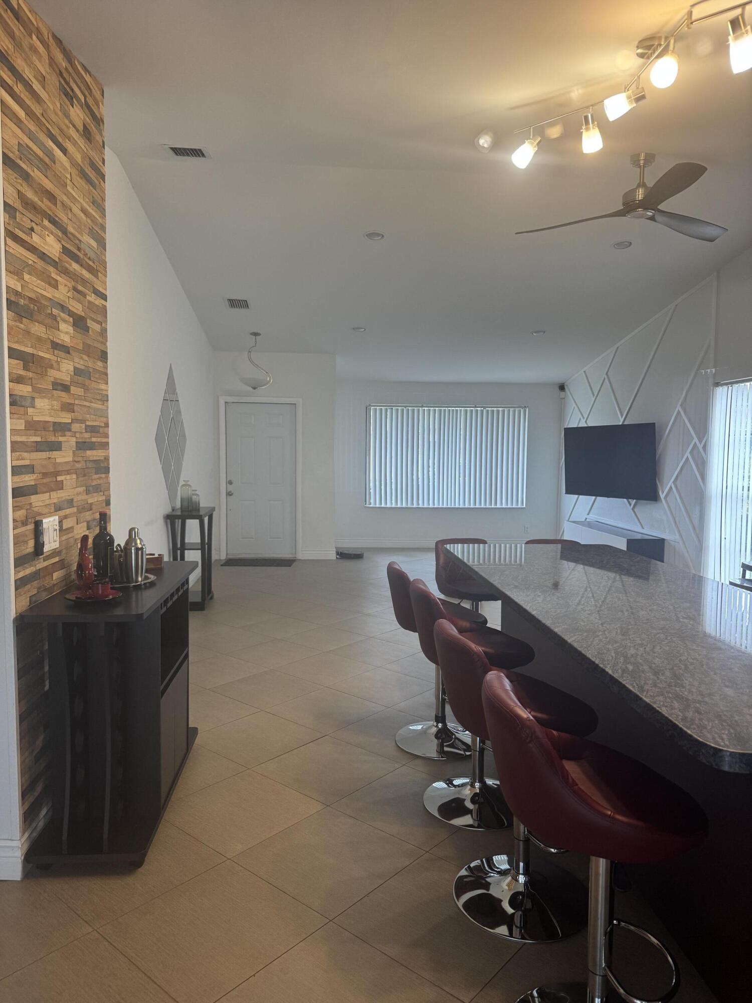 PARKWOOD HOMES - Residential