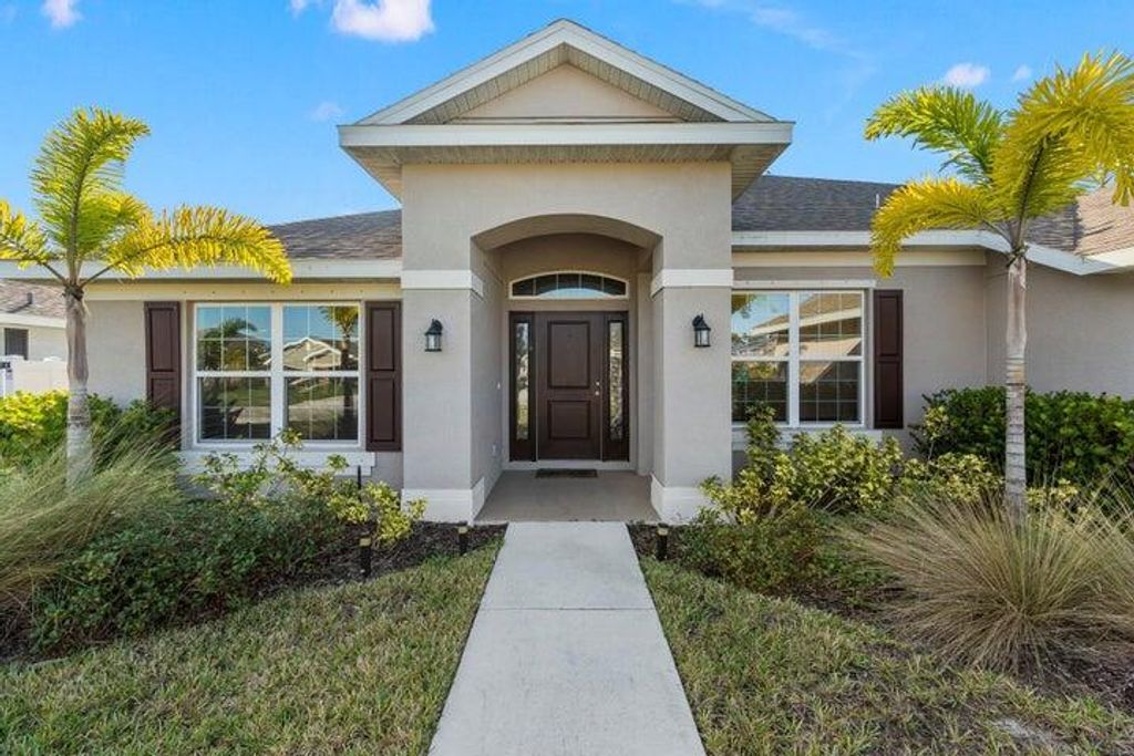 Photo of 8508 Waterstone Boulevard, Fort Pierce, FL 34951 (MLS # R11128690)