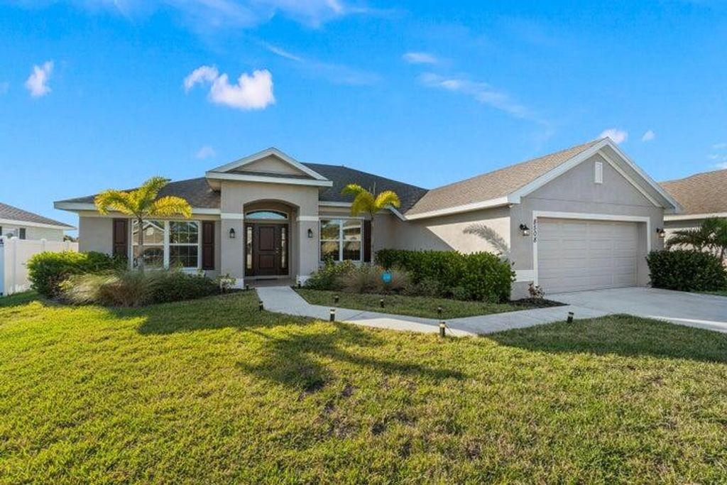 Photo of 8508 Waterstone Boulevard, Fort Pierce, FL 34951 (MLS # R11128690)