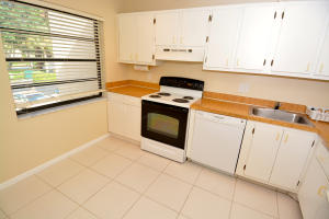 FAIRWAYS OF BOCA LAGO - Residential