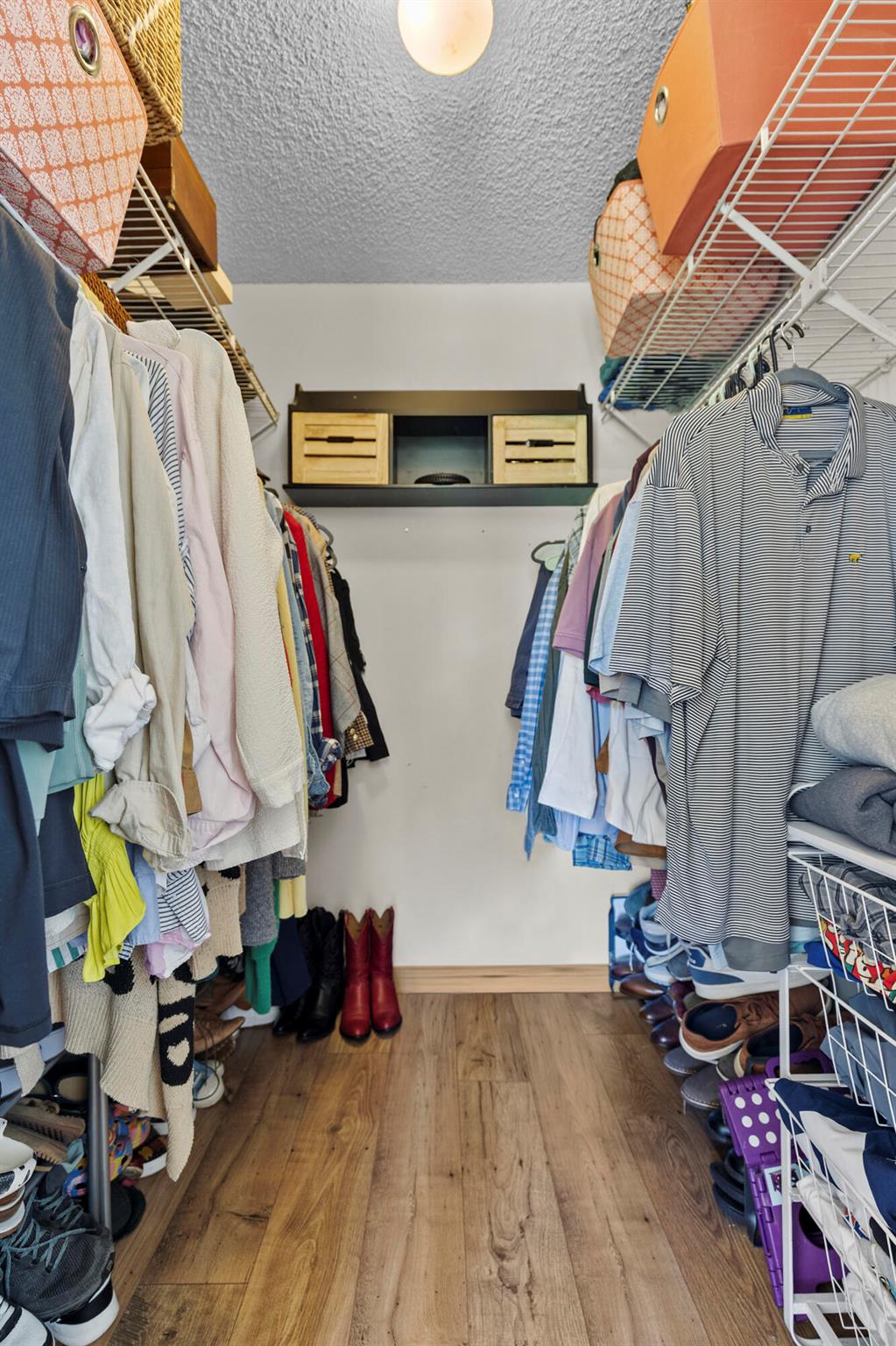 SKY LAKE - Residential