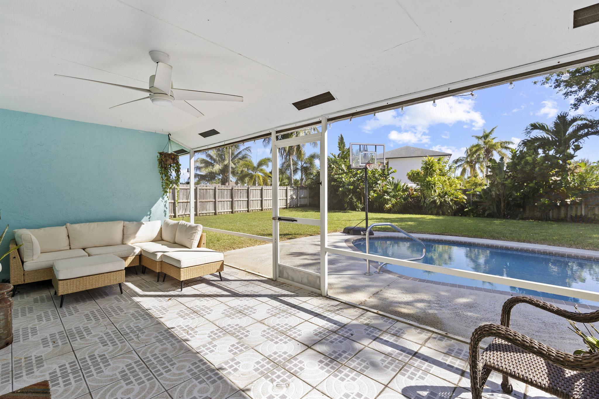 SKY LAKE - Residential