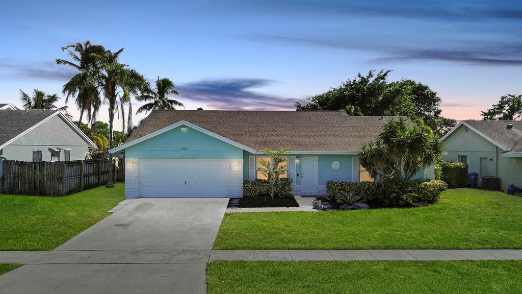 Photo of 836 NW 9th Way, Boynton Beach, FL 33426 (MLS # R11135858)