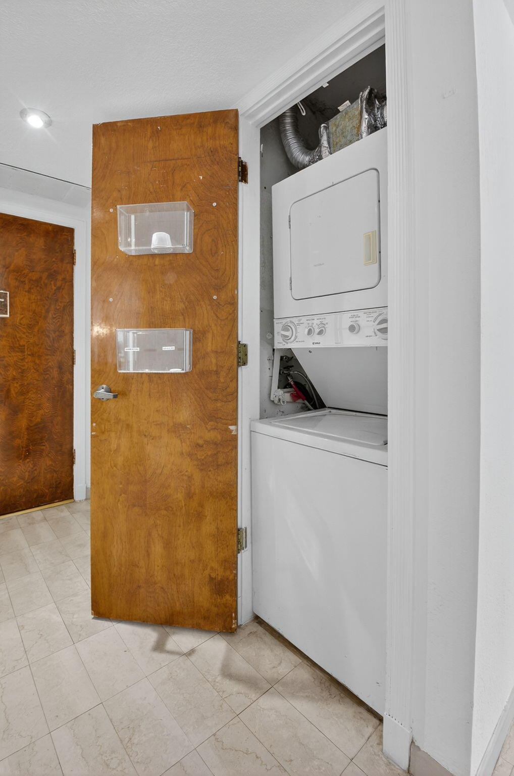 TIERRA DEL MAR CONDO - Residential Lease